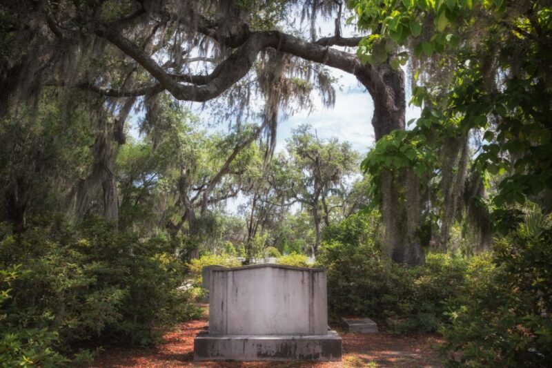 Self Guided Audio Ghost Tour in Savannah in 6 Languages - Why This Tour Offers Good Value