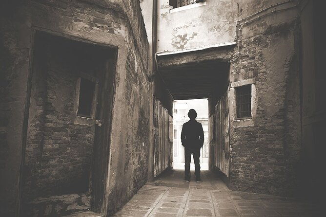self-guided-audio-tour-behind-the-shadow-of-evil-jack-the-ripper