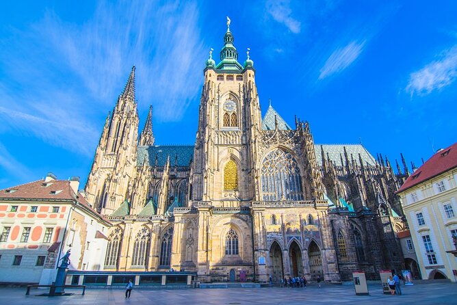 self-guided-audio-tour-prague-castle-district
