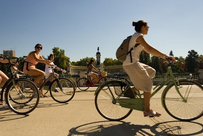 self-guided-bike-tour-at-the-retiro-park-at-your-own-pace