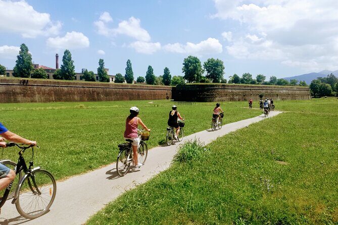 Self-guided Bike Tour from Lucca to Pisa - Introduction