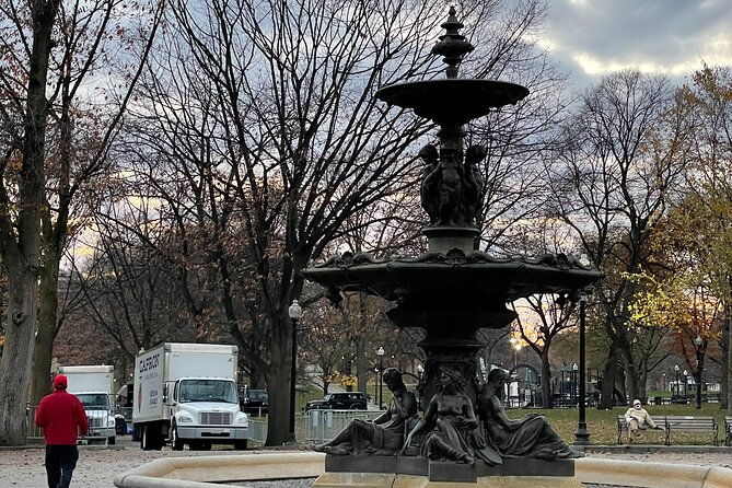 self-guided-boston-christmas-tour
