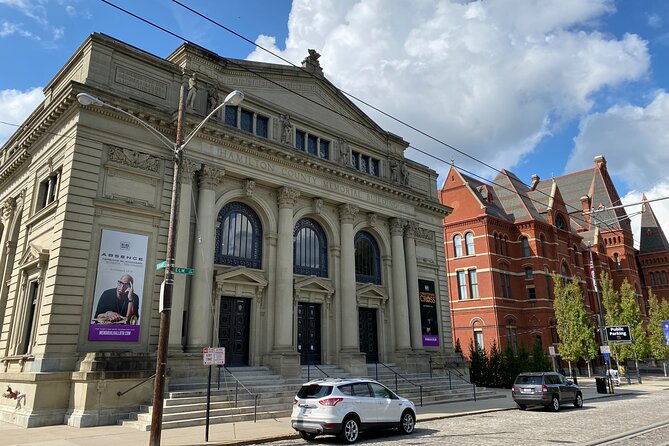 self-guided-cincinnati-ghost-haunted-walking-tour-audio-tour-music-hall-otr