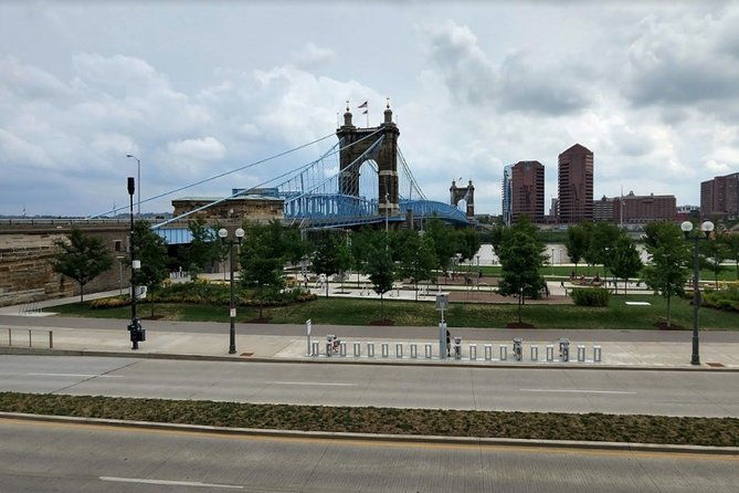 self-guided-cincinnati-scavenger-hunt-true-america
