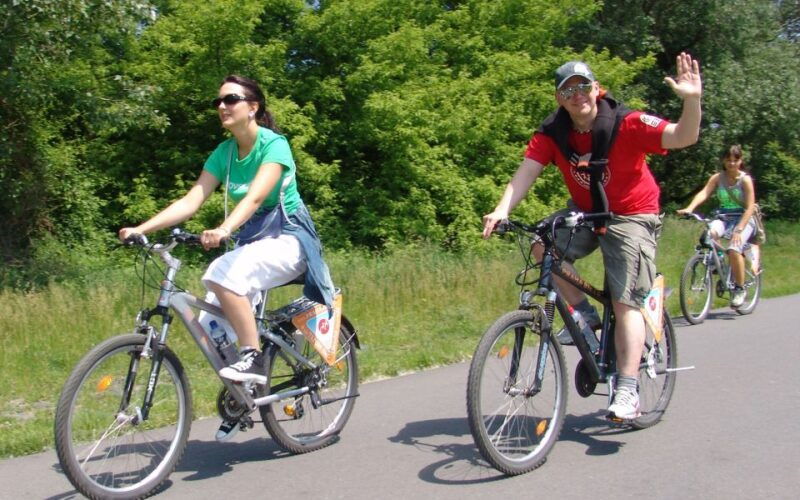 self-guided-city-bike-tours-3