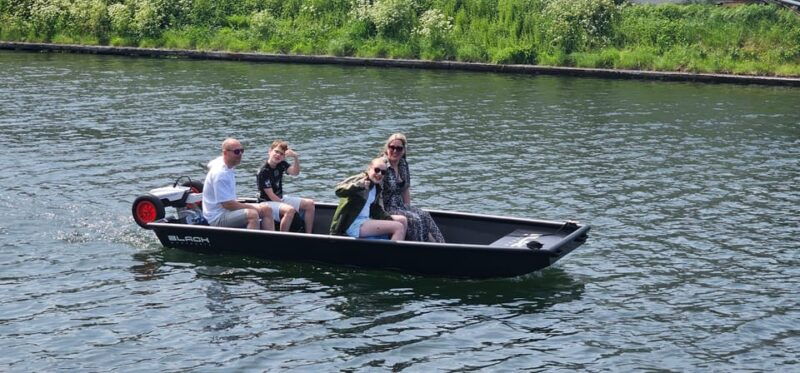 self-guided-electric-boat-rental