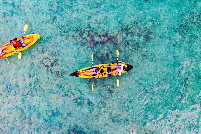 self-guided-kayaking-tour-in-kailua-bay-and-popoia-island