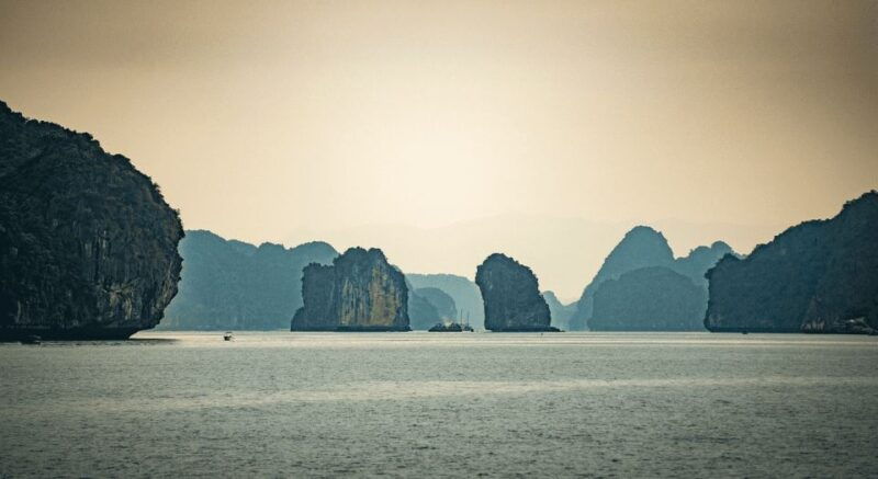 self-guided-kayaking-tours-in-less-traveled-lan-ha-bay