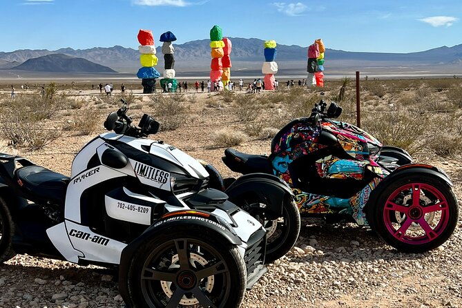 self-guided-las-vegas-trike-tour-on-a-canam-trike