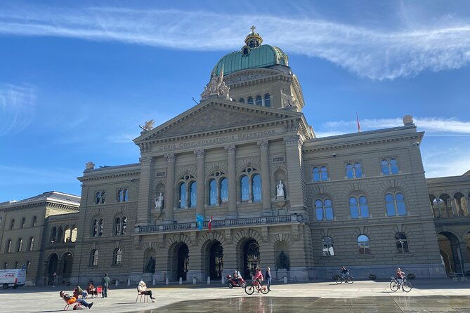 self-guided-reading-city-tour-in-bern