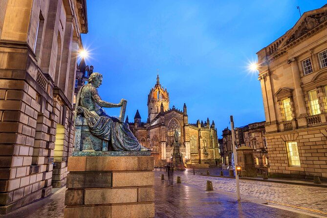 self-guided-royal-mile-audio-tour-in-edinburgh
