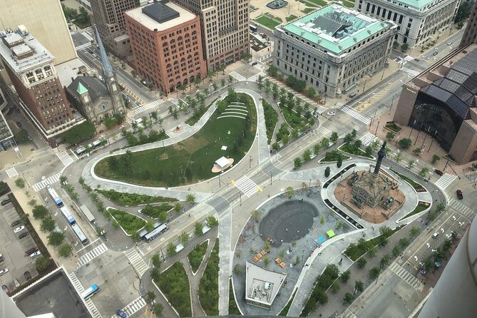 Self-Guided Scavenger Hunt: Cleveland A Ball Round The Mall - Practical Tips for the Best Experience