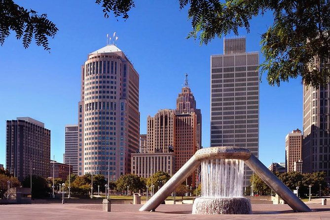 self-guided-scavenger-hunt-detroit-roll-through-motor-city