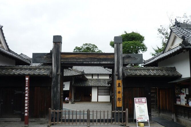 self-guided-scavenger-hunt-east-meets-west-in-nagano