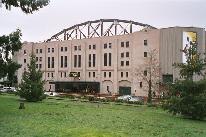 self-guided-scavenger-hunt-eugene-waddle-around-campus