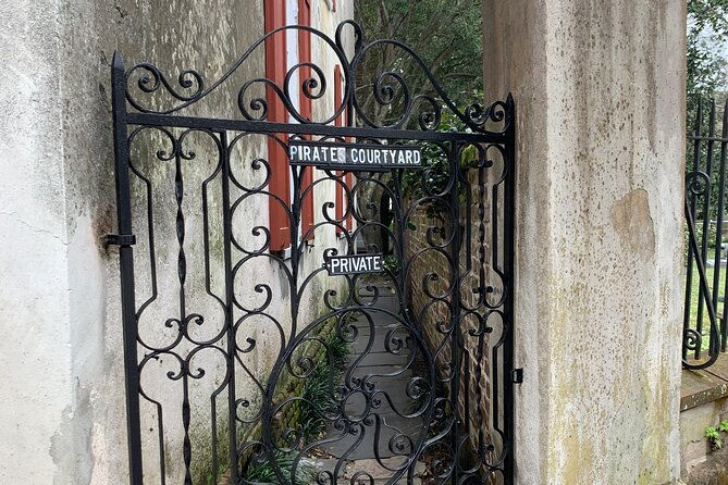 self-guided-the-french-quarter-charleston-solo-walking-tour-2