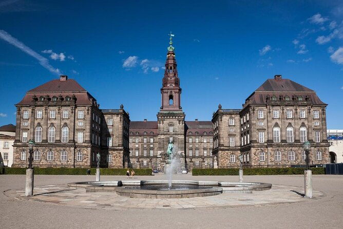 self-guided-treasure-hunt-tour-in-copenhagen-build-a-spaceship