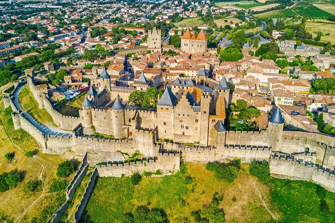 self-guided-walking-tour-in-carcassone-medieval-town