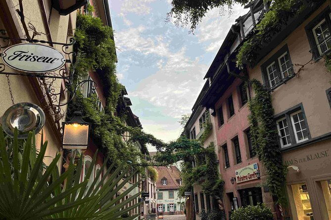 self-guided-walking-tour-through-old-town-freiburg