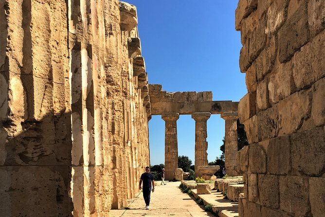 selinunte-archaeological-park-and-cusa-caves-from-palermo-private-tour