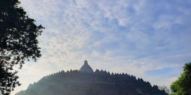 semarang-port-exploration-borobudur-with-expert-local-guide