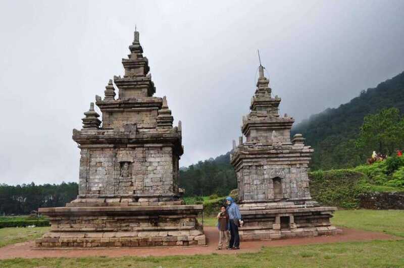 semarang-tours-gedongsongo-temple-train-museum-ambarawa