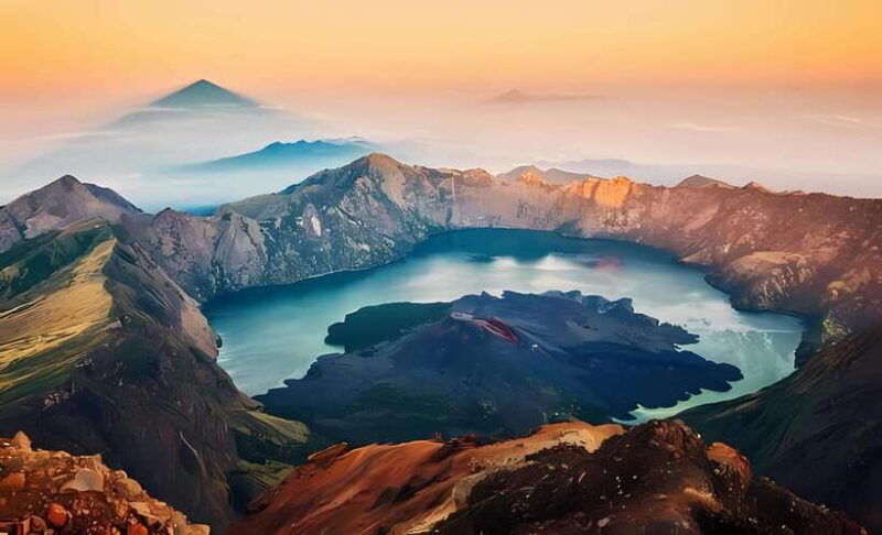 sembalun-senaru-mt-rinjani-summit-2-day-trekking-tour