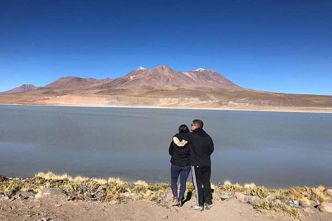 semi-private-3-day-uyuni-salt-flats-and-colored-lagoons-w-private-hotel
