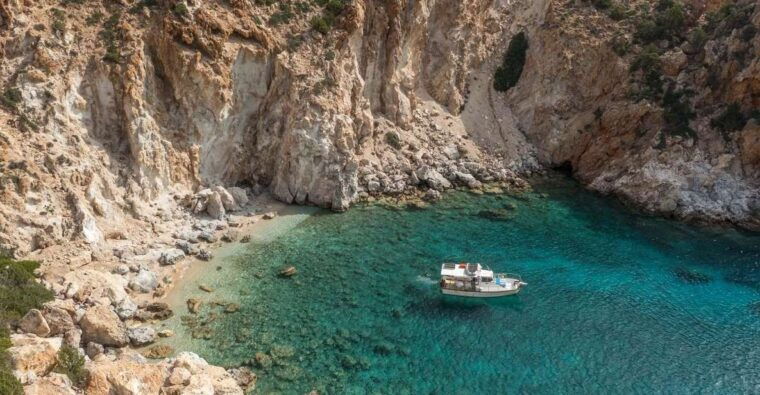 semi-private-cruise-afternoon-cruise-pollonia-polyaigos