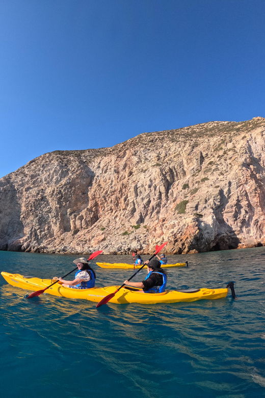 semi-private-half-day-kayaking-tours-in-milos