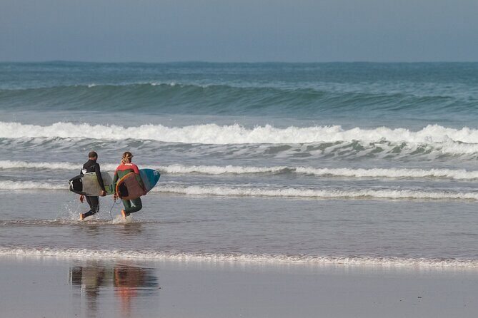 Semi Private Surf Lesson (2 People 1 Instructor) - Who Is This Surf Lesson Best For?