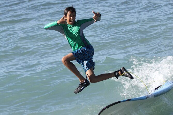 semi-private-surf-lesson-4-students-1-instructor