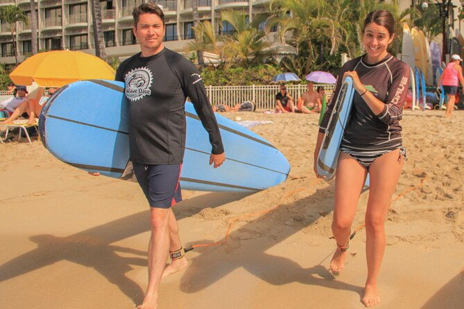 semi-private-surf-lesson-for-2-or-3-people-on-waikiki-beach-2