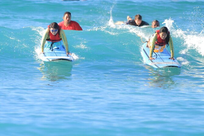 semi-private-surf-lesson-for-2-or-3-people-on-waikiki-beach