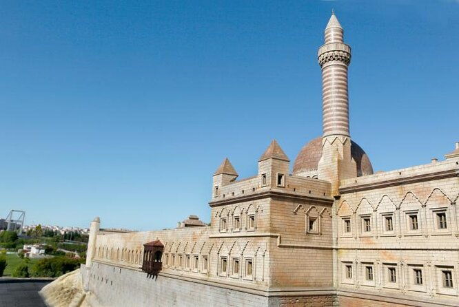 semi-private-tour-golden-horn-and-miniaturk-park-tour-in-istanbul