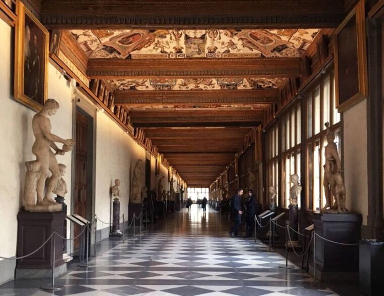 semi-private-uffizi-gallery-guided-tour-in-florence