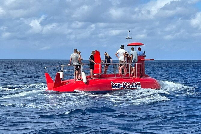 semi-submarine-boat-experience-to-klein-bonaire