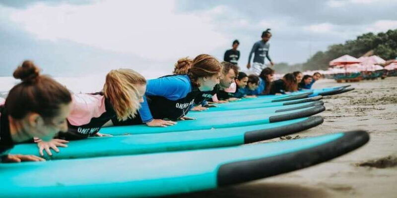 seminyak-surf-lesson-for-all-levels-small-groups-private