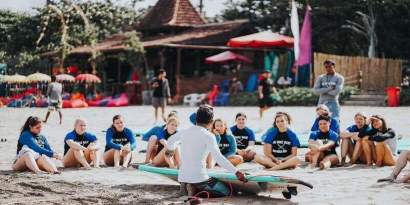seminyak-surf-lesson-for-all-levels-small-groups-private