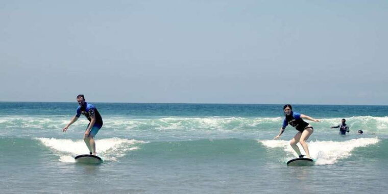 seminyak-surf-lesson-for-all-levels-small-groups-private