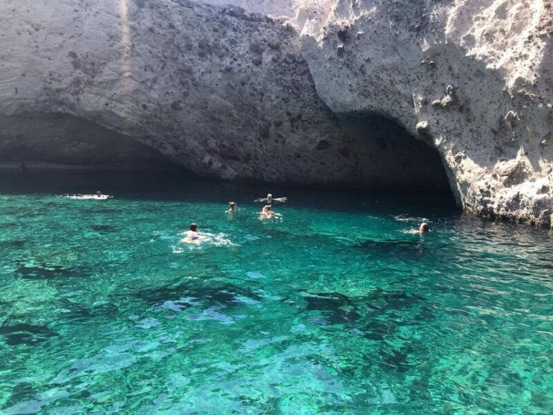 semiprivate-kaiki-cruise-to-antiparos-despotiko-with-lunch