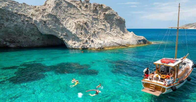 semiprivate-kaiki-cruise-to-antiparos-despotiko-with-lunch