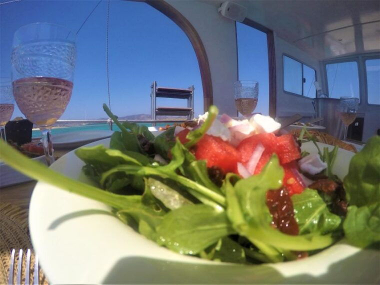 semiprivate-kaiki-cruise-to-antiparos-despotiko-with-lunch