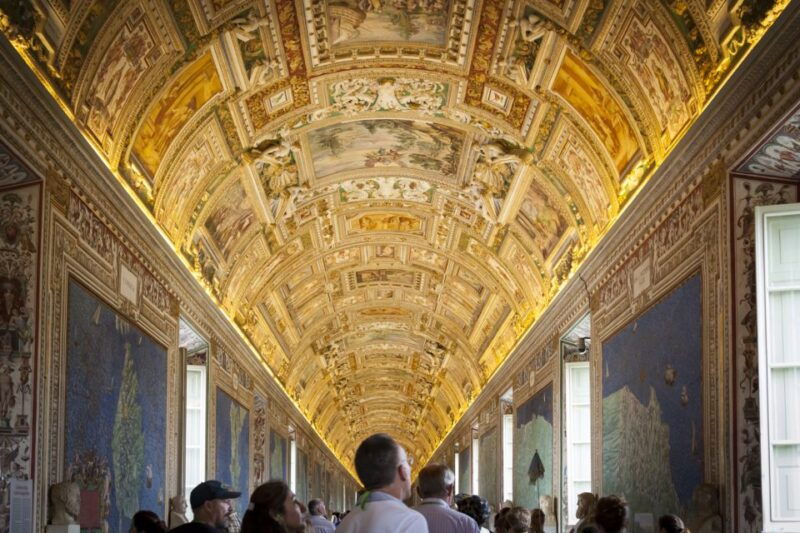 semiprivate-vatican-museums-sistine-chapel