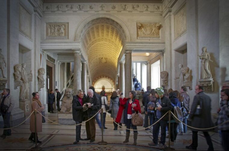 semiprivate-vatican-museums-sistine-chapel