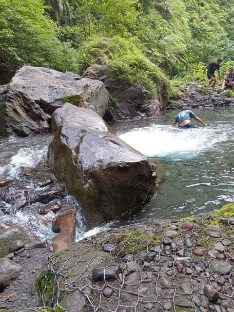 senaru-waterfall-tour