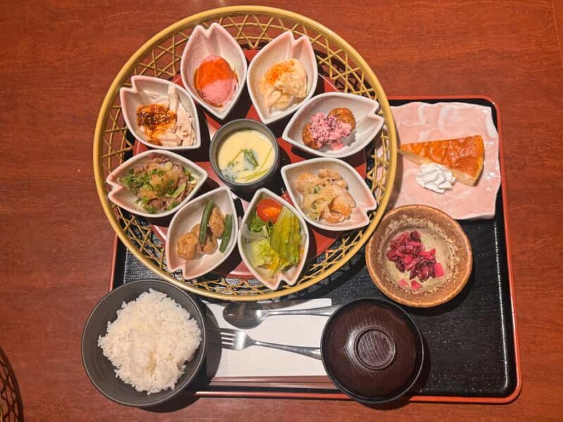 Sendai: Ginzan Onsen, Zao Ropeway Snow Monsters Tour & Lunch - Who Will Love This Tour?