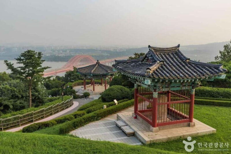 Seoul: Aegibong DMZ & Hanok Scenic/Historical One Day Tour - Authentic Insights from Past Travelers