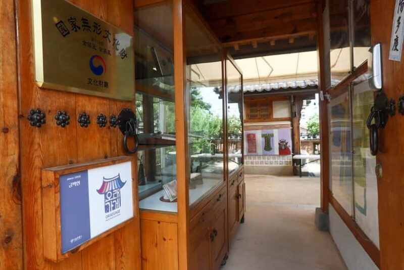 Seoul: Bukchon Hanok Village Walking Tour - Frequently Asked Questions