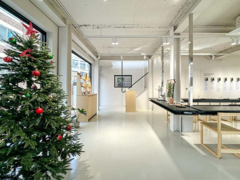 Seoul: Create Your Own Luxury Niche Perfume in Hongdae - The Sum Up